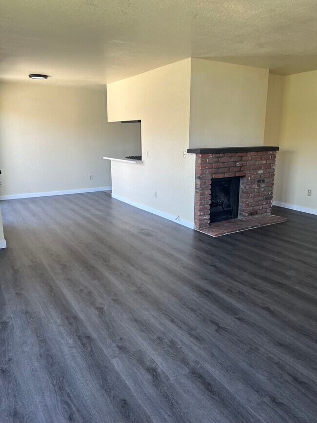 Living Room - 142 14th St Townhome