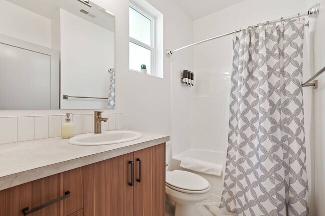 Foto del edificio - Williams St. Duplex