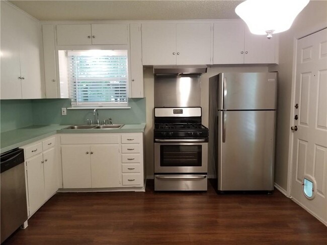 Building Photo - 4502 Banbury Bend