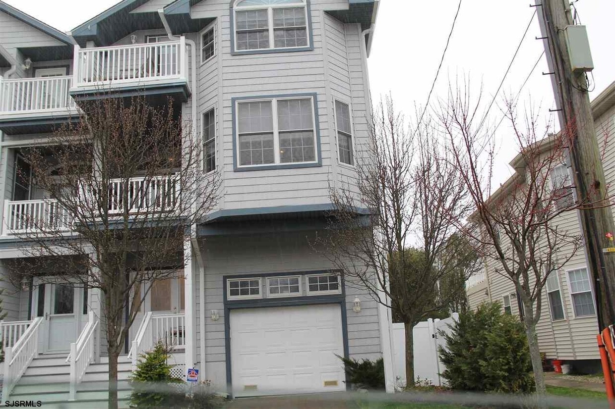 Primary Photo - 26 S Coolidge Ave