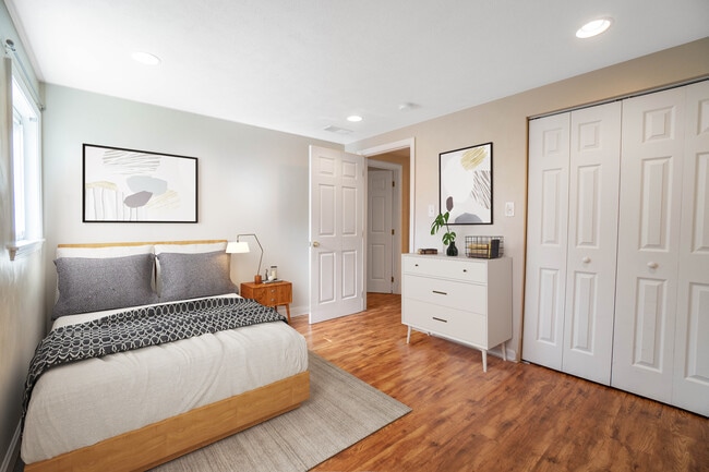 Bedroom #2 - 140 W College St