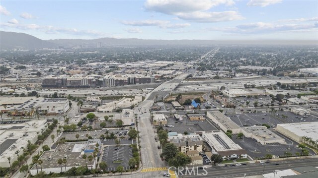 Building Photo - 231 E Burbank Blvd