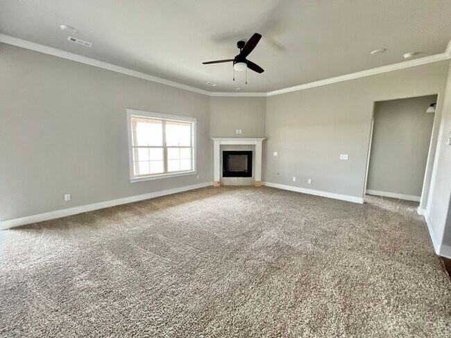 Foto del edificio - Single-Family Home- Beautiful 4 Bed Westmi...