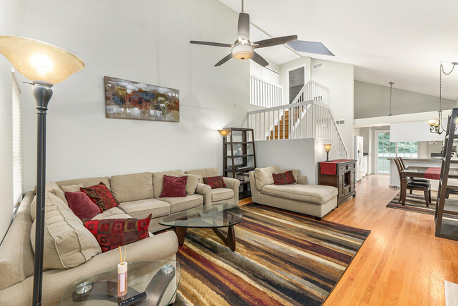 Foto del edificio - 6611 Chimney Sweep Ct
