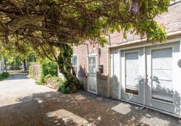 Building Photo - 18 E Gorgas Lane
