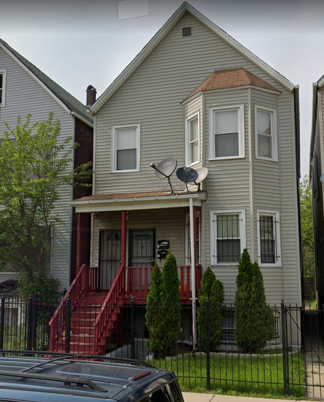 Building Photo - 3004 E 81st St