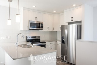 Building Photo - 1527 Plum Cir SW