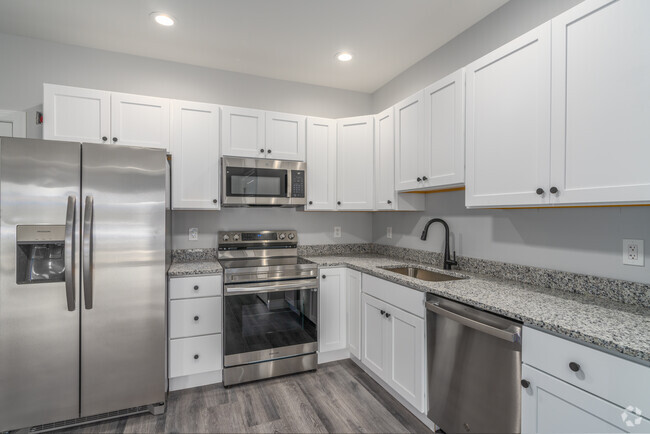 2BR, 2BA - 1,150SF - Kitchen - The Howard At West Brunswick