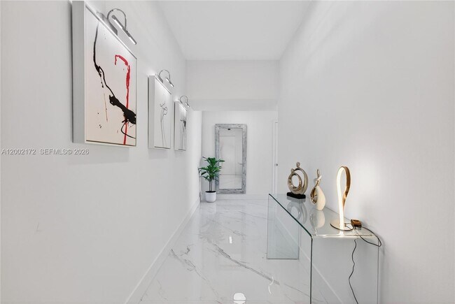 Building Photo - 888 Biscayne Blvd