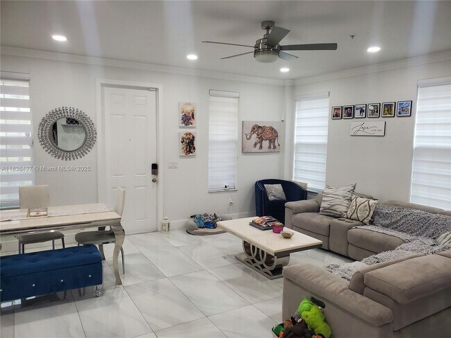 Foto del edificio - 11838 SW 26 St