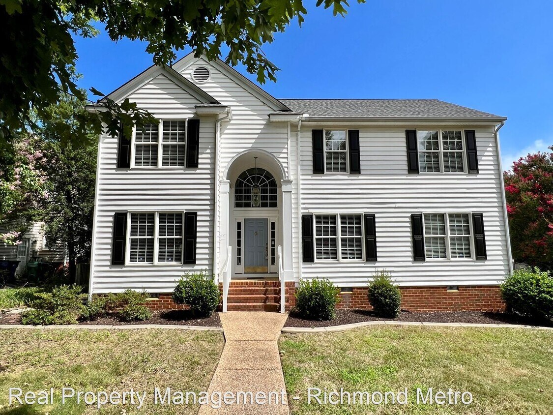 Primary Photo - 5 br, 2.5 bath House - 10018 Woodbaron Way