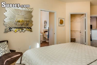 Foto del edificio - 725 Candler Ln