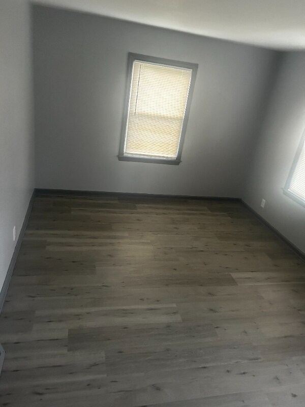 Foto del edificio - 2000 Aitken Ave