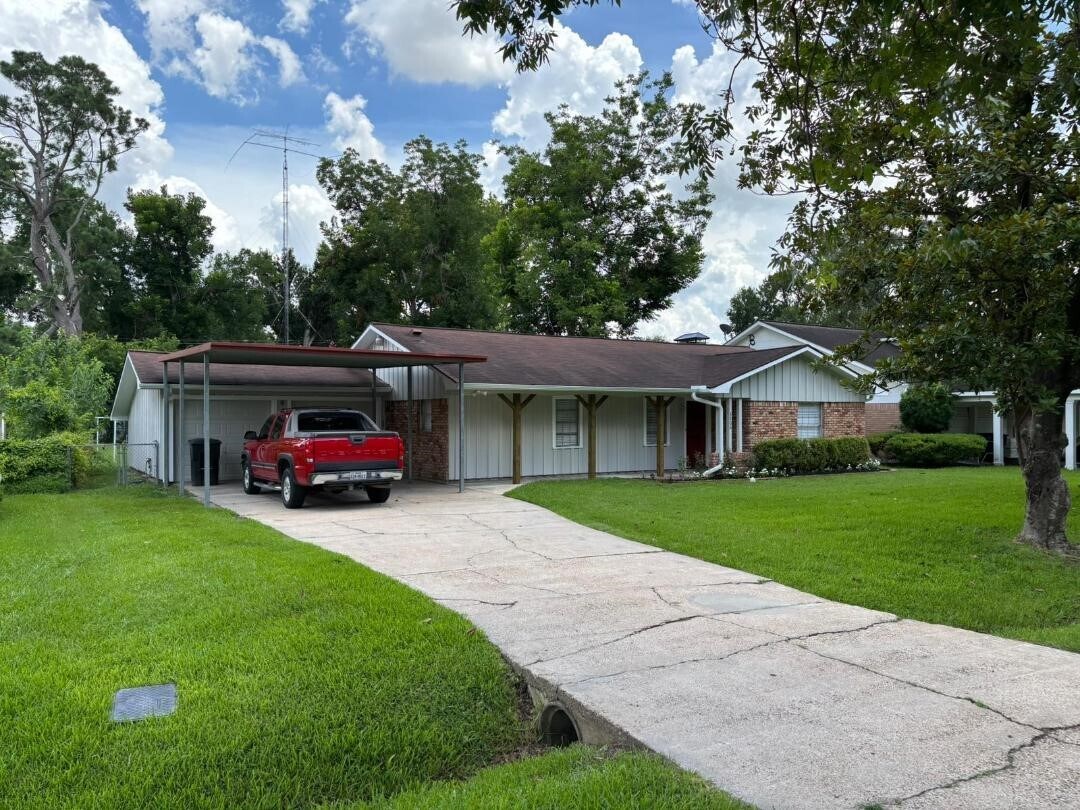 Primary Photo - 3706 Galway Ln