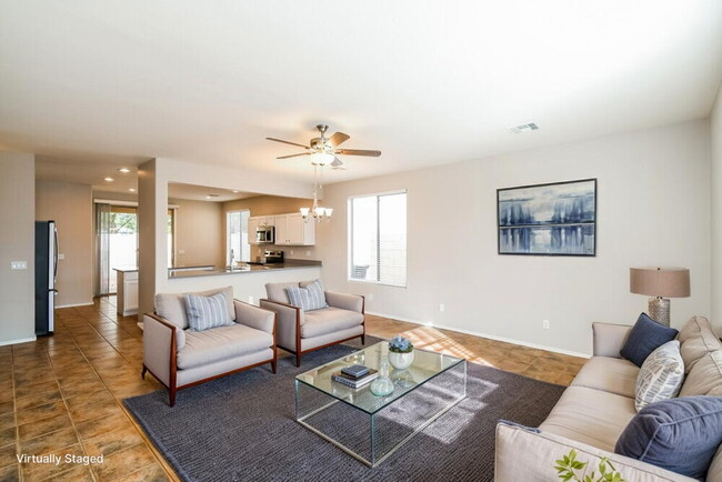 Foto del edificio - 7014 E Kiva Ave