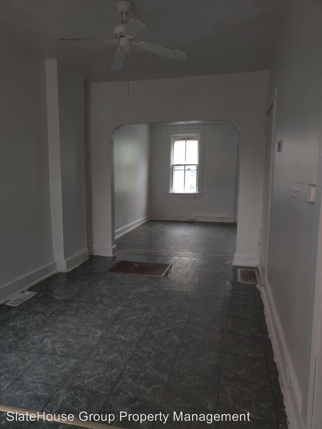 Building Photo - 2 br, 1.5 bath House - 539 Green St