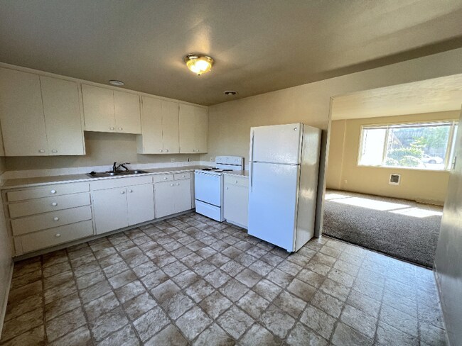 Foto del edificio - 810 NW 23rd St