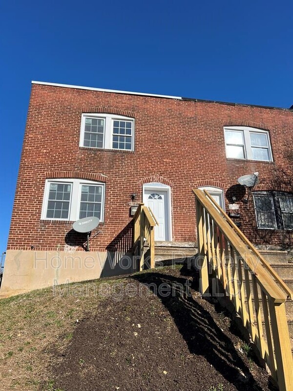 Building Photo - 800 Stoll St