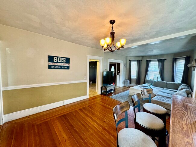 Foto del edificio - 169 Central Ave