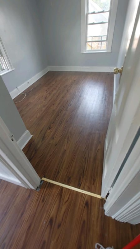 Building Photo - 118 Babcock St