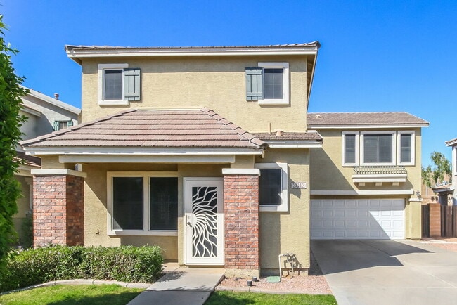 Building Photo - 2042 S 87th St