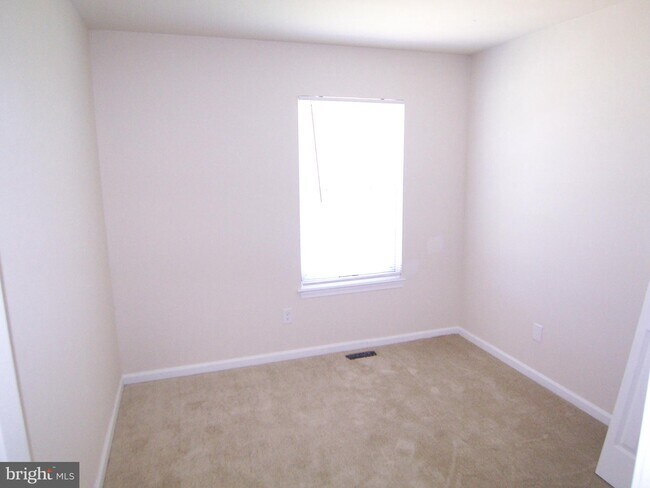 Building Photo - 602 Buttonwoods Rd