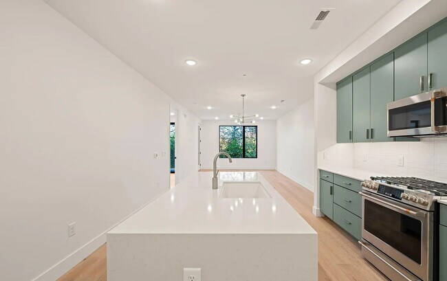 Foto del edificio - Don’t Miss This Beautiful 1-Bedroom