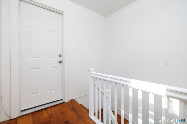 Building Photo - 858 Worthington Ridge