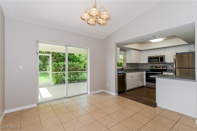 Foto del edificio - 1322 SE 33rd Terrace