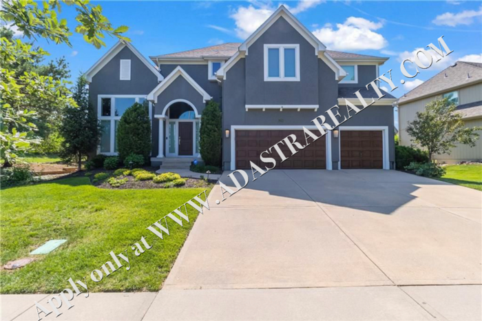 Primary Photo - Spectacular Blue Valley Home-Available in ...