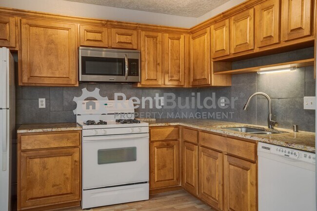 Foto del edificio - CALL US TODAY AT (505) 808-6467 TO SCHEDULE A CONVENIENT SHOWING