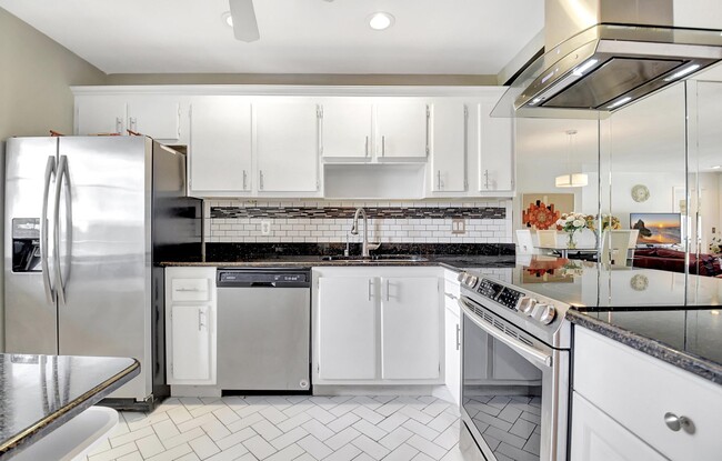 Building Photo - 4070 Tivoli Ct