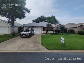Building Photo - 107 Bay Tree Dr