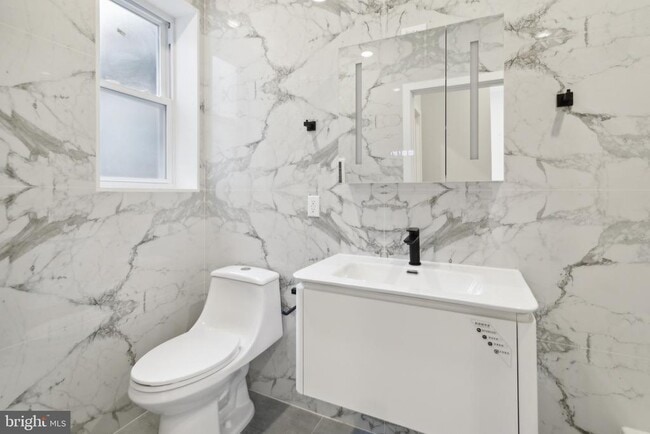 Building Photo - 4145 W Girard Ave