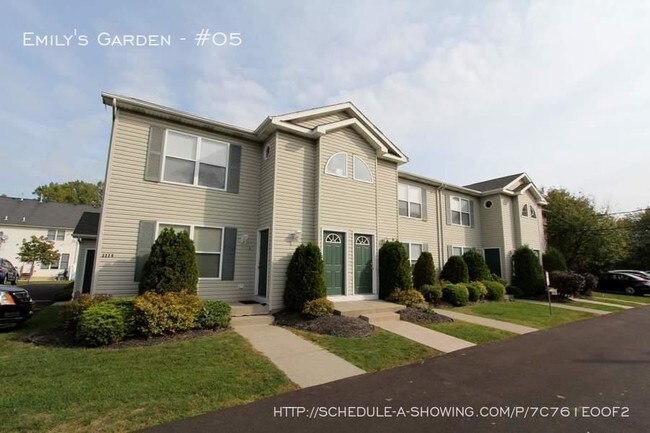 Building Photo - 2 bedroom in Getzville NY 14068