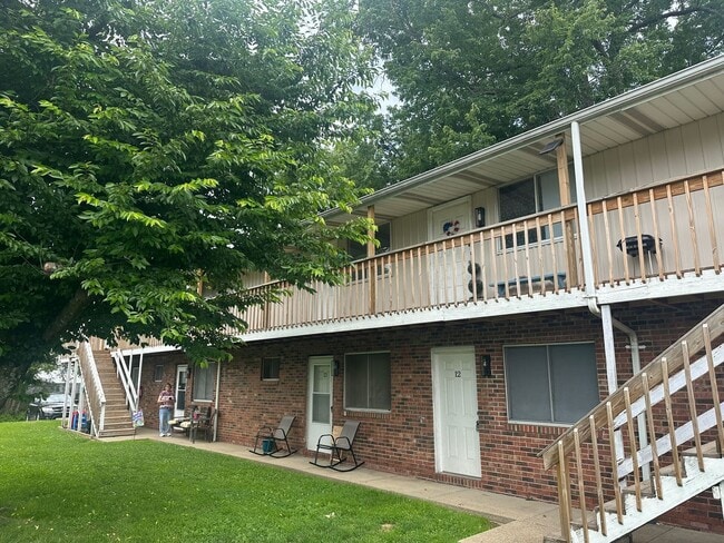 Building Photo - 3505 Elm St