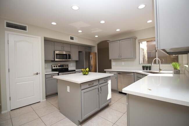 Foto del edificio - 3661 W Linda Ln