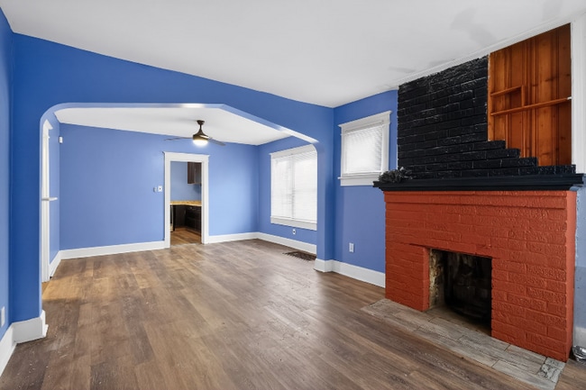 Building Photo - 830 N 83rd St