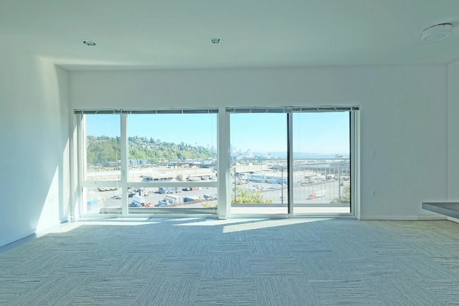 Building Photo - 2311 W Newton St