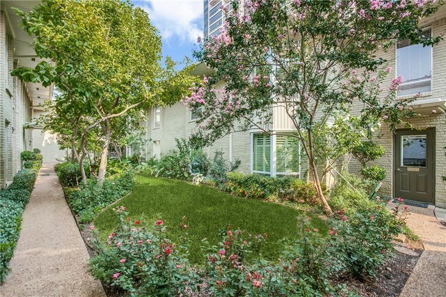 Building Photo - 6333 Diamond Head Cir