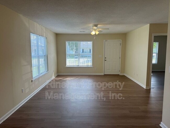 Foto del edificio - 1033 Park Meadow Dr