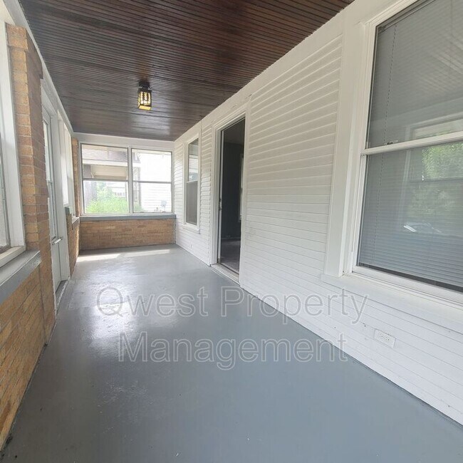 Foto del edificio - 448 Spencer St. NE