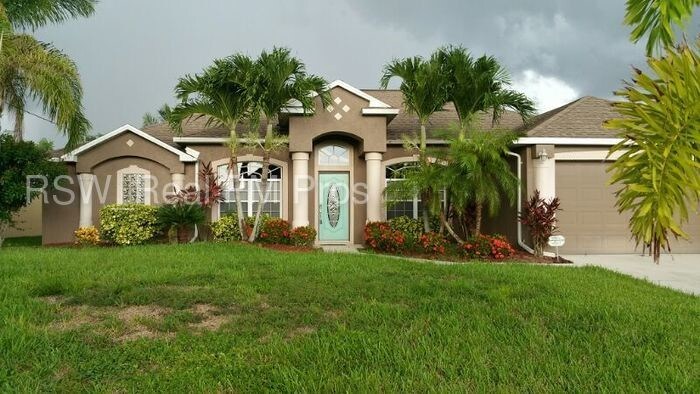 Primary Photo - 4107 Oasis Boulevard, Cape Coral, FL, 33914