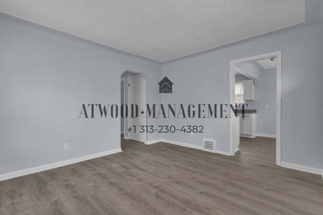 Foto del edificio - This beautifully updated 3-bedroom, 1-bath single-family home is ready for move-in!