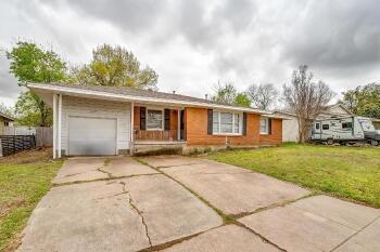 Building Photo - 4809 Lowell Ln