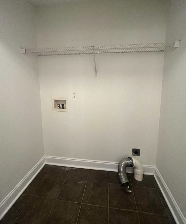 Building Photo - 108 Bentwood Cir