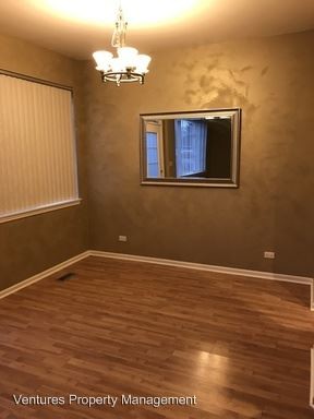 Building Photo - 134 Lake Ridge Dr