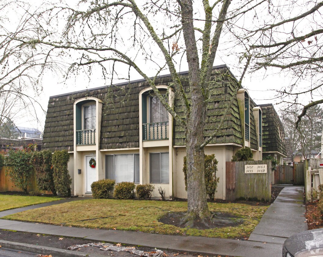 Primary Photo - 3455-3469 SW 125th Ave