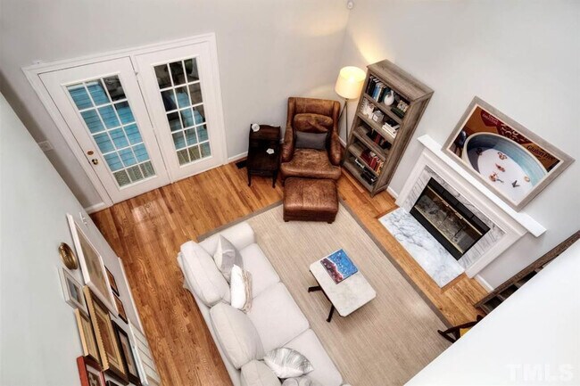 Foto del edificio - 2813 Sterling Park Dr