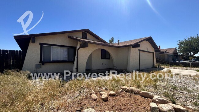 Building Photo - Freshly Rehabbed 3 Bed, 2 Bath Adelanto Home!
